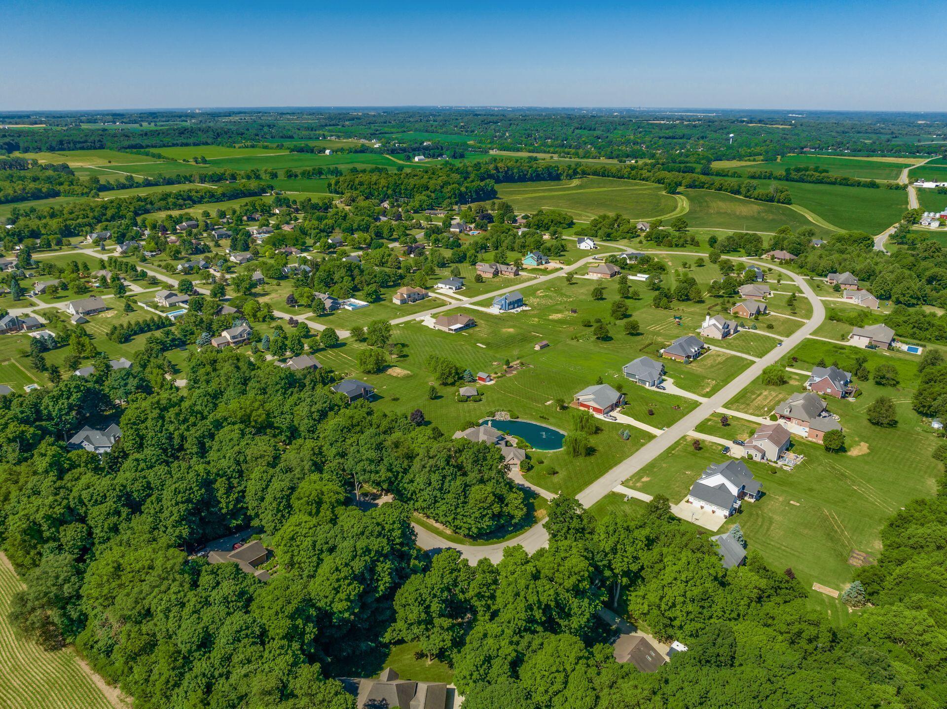 4411 Oakwood Road Springfield, OH 45502 - Photo 136 of 138 138_R 4411 Oakwood Drone 020