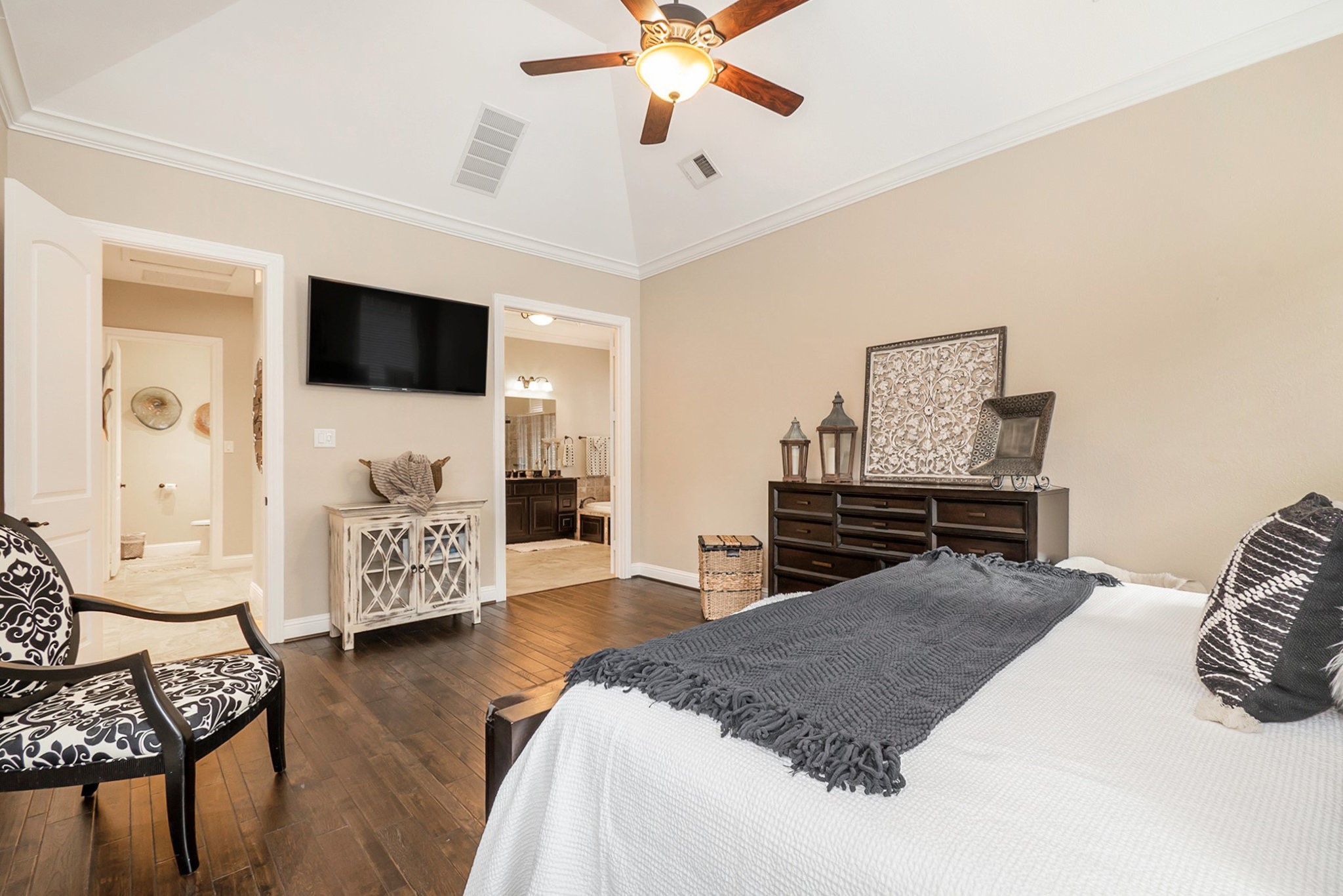 42 Sundown Ridge Place Tomball, TX 77375 - Photo 23 of 48 Primary Bedroom