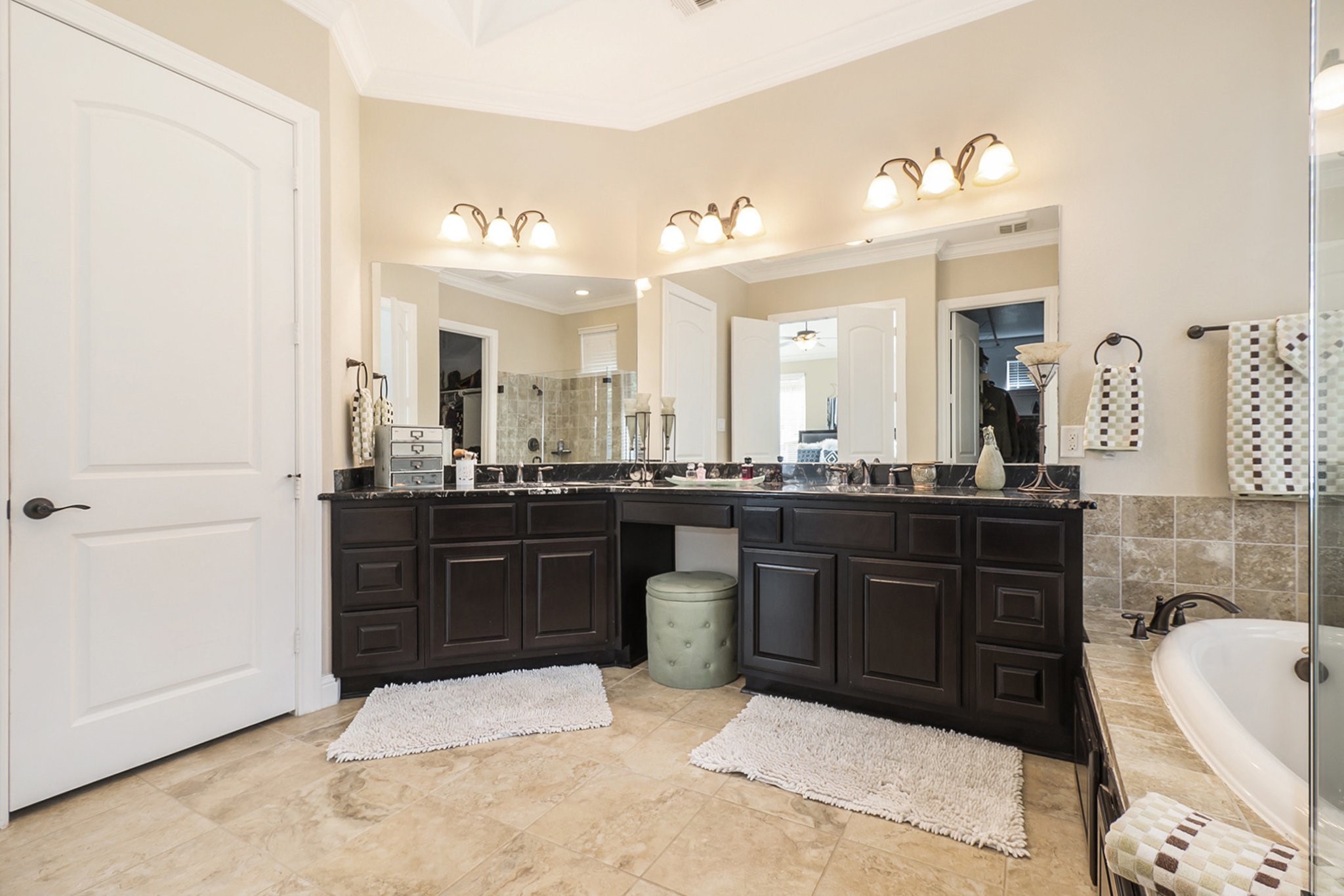 42 Sundown Ridge Place Tomball, TX 77375 - Photo 24 of 48 Primary Bathroom