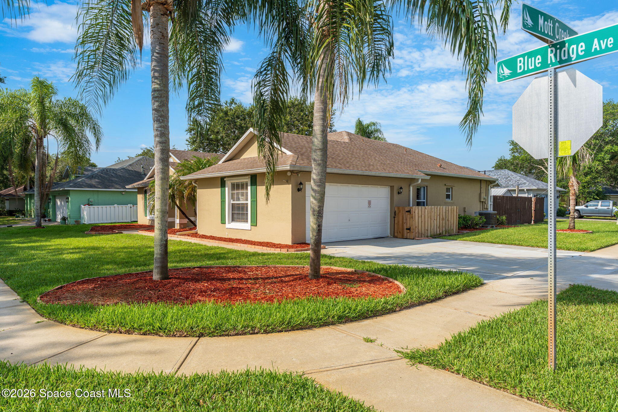 1939 Blue Ridge Avenue Melbourne, FL 32935 - Photo 2 of 5 DSC06177