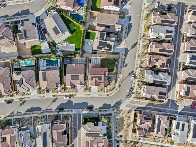 $997,999 | 74404 Nichols Drive, Palm Desert, CA 92211