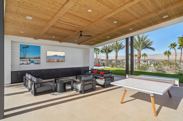 $997,999 | 74404 Nichols Drive, Palm Desert, CA 92211