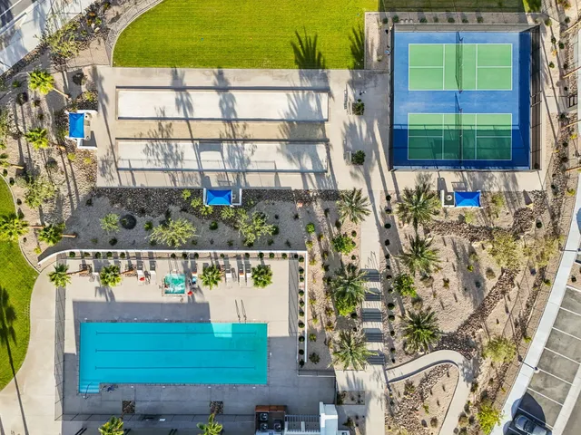 $997,999 | 74404 Nichols Drive, Palm Desert, CA 92211