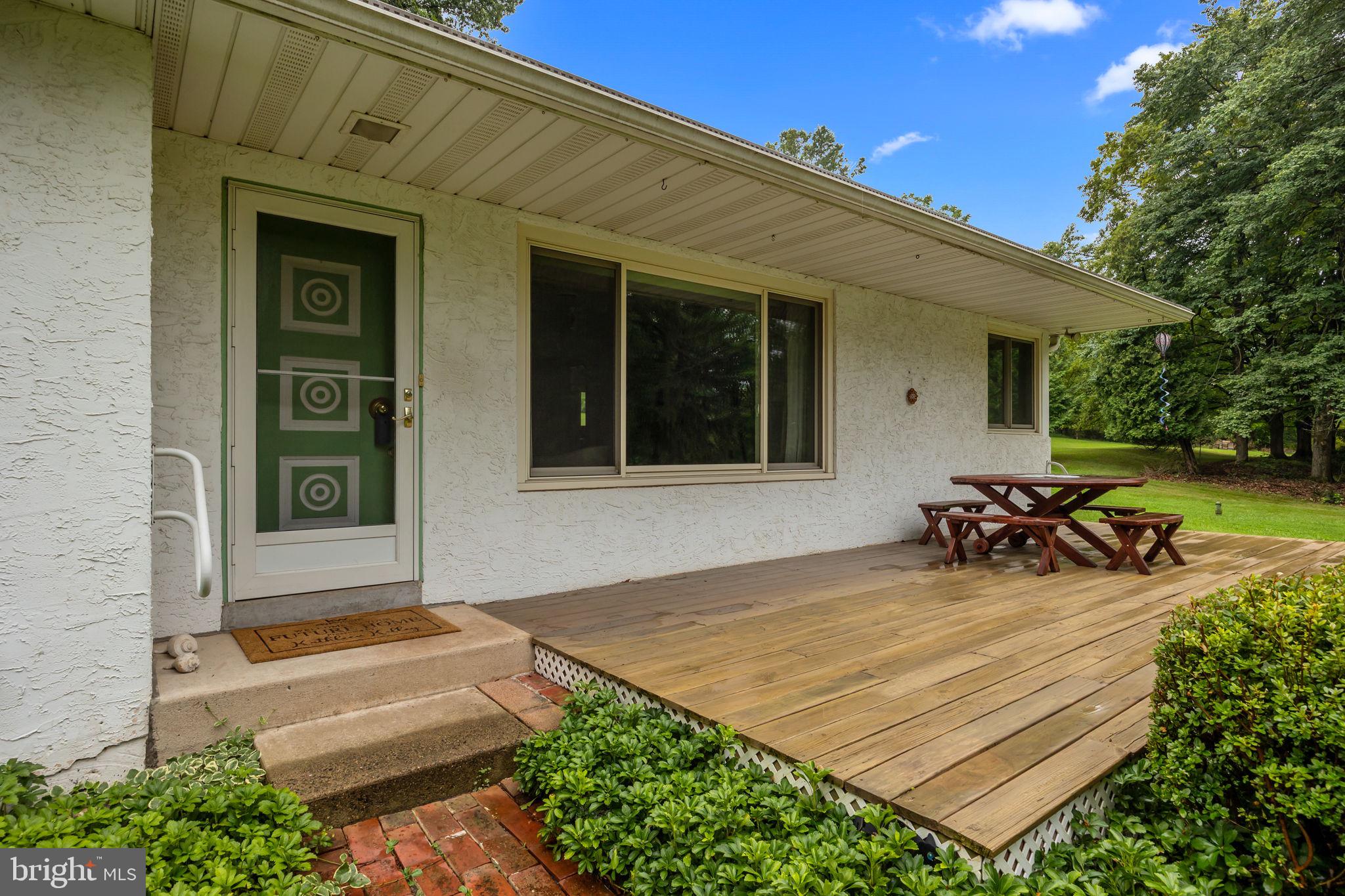 2464 Kelly Road Warrington, PA 18976 - Photo 3 of 32 Gallery Image 3