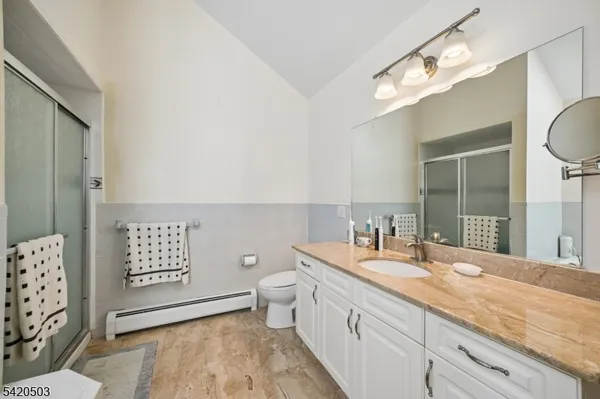 $1,180,000 | 407 Mountain Way, Morris Plains, NJ 07950