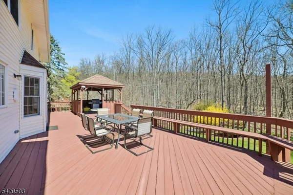 $1,180,000 | 407 Mountain Way, Morris Plains, NJ 07950