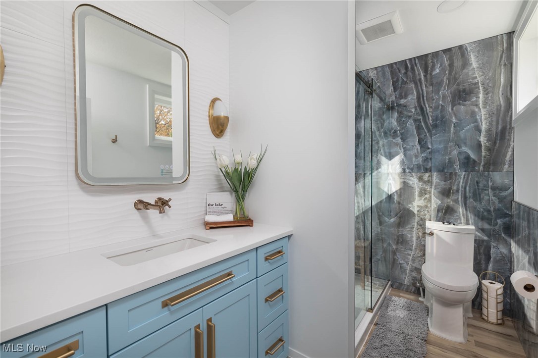 4391 Lockwood Road Perry, OH 44081 - Photo 45 of 49 Guest House Bathroom