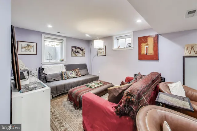 $1,025,000 | 8209 Flower Avenue, Takoma Park, MD 20912