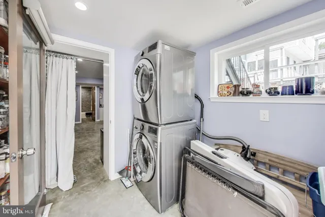 $1,025,000 | 8209 Flower Avenue, Takoma Park, MD 20912