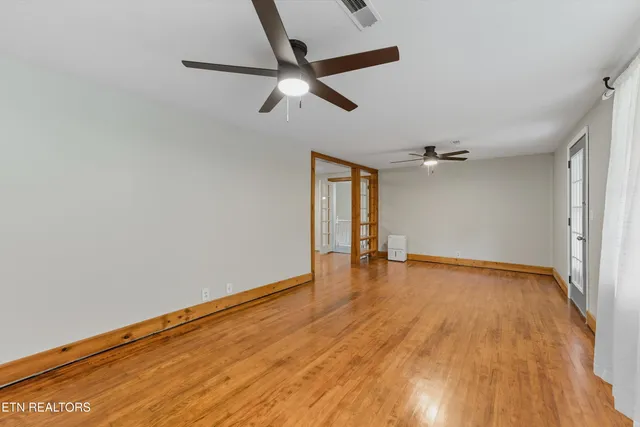 $299,000 | 187 Cobb Hollow Road, Rocky Top, TN 37769