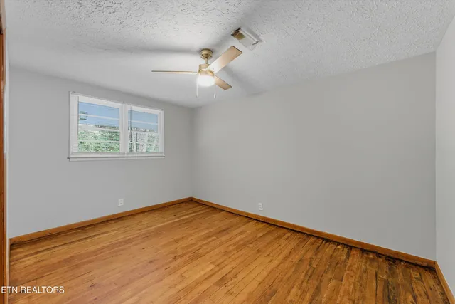 $299,000 | 187 Cobb Hollow Road, Rocky Top, TN 37769