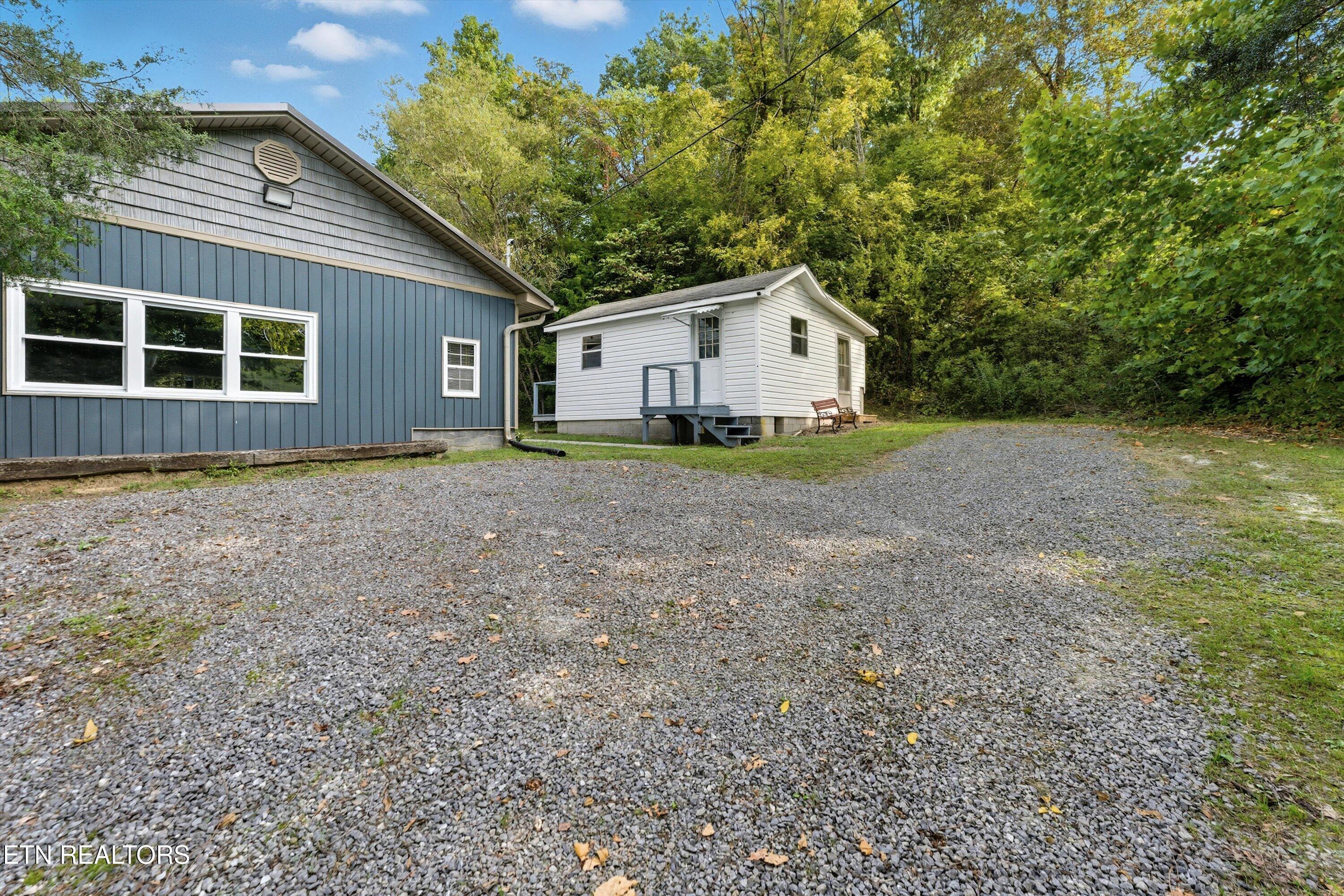187 Cobb Hollow Road Rocky Top, TN 37769 - Photo 31 of 38 28-187 Cobb Hollow Rd-28