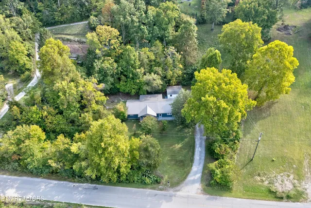 $299,000 | 187 Cobb Hollow Road, Rocky Top, TN 37769
