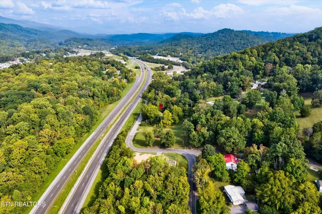 $299,000 | 187 Cobb Hollow Road, Rocky Top, TN 37769
