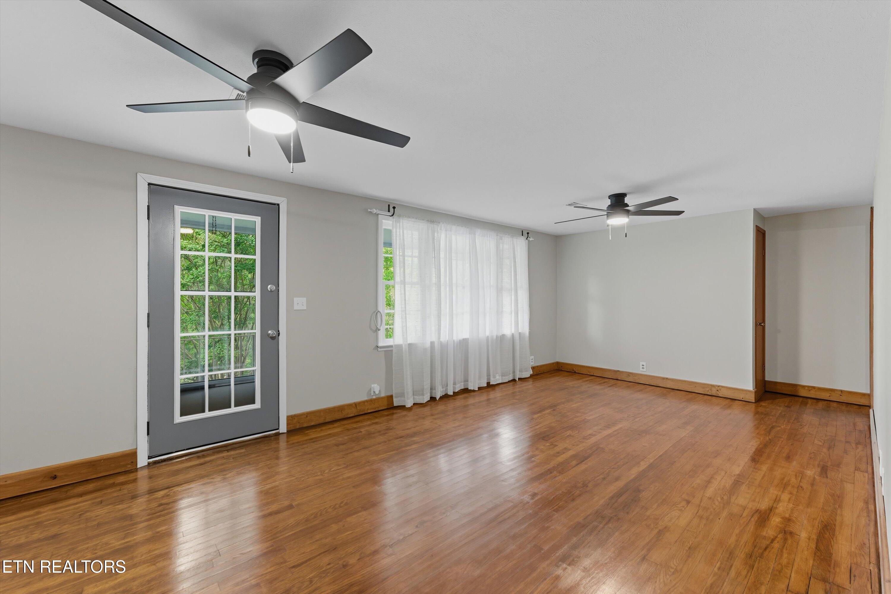 187 Cobb Hollow Road Rocky Top, TN 37769 - Photo 10 of 38 07-187 Cobb Hollow Rd-7