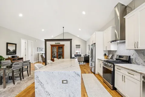 $795,000 | 915 Emmett Avenue, Nashville, TN 37206