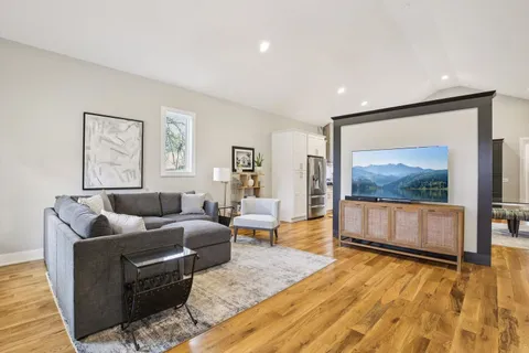 $795,000 | 915 Emmett Avenue, Nashville, TN 37206