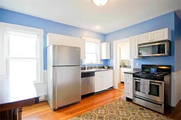 11 Lloyd Road, Unit 11 Watertown, MA 02472 - Photo 4 of 8 Gallery Image 4