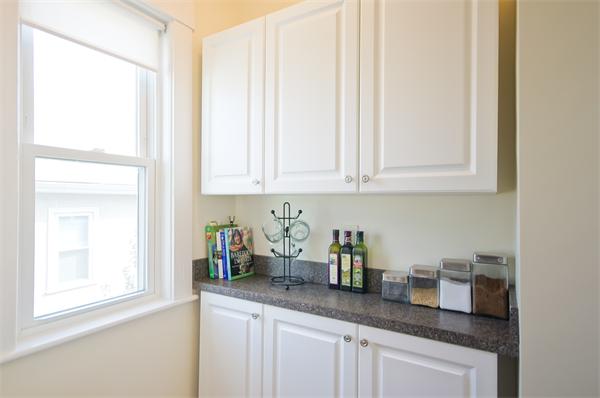 11 Lloyd Road, Unit 11 Watertown, MA 02472 - Photo 5 of 8 Gallery Image 5
