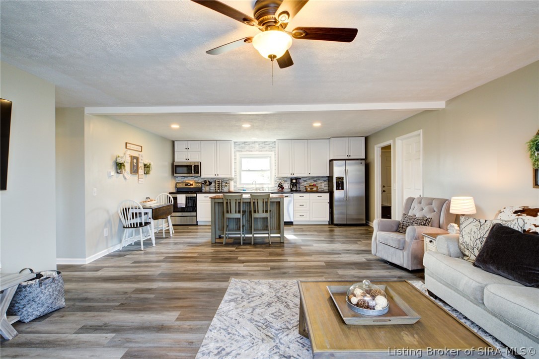 618 East Cutshall Road Austin, IN 47102 - Photo 4 of 29 Gallery Image 4