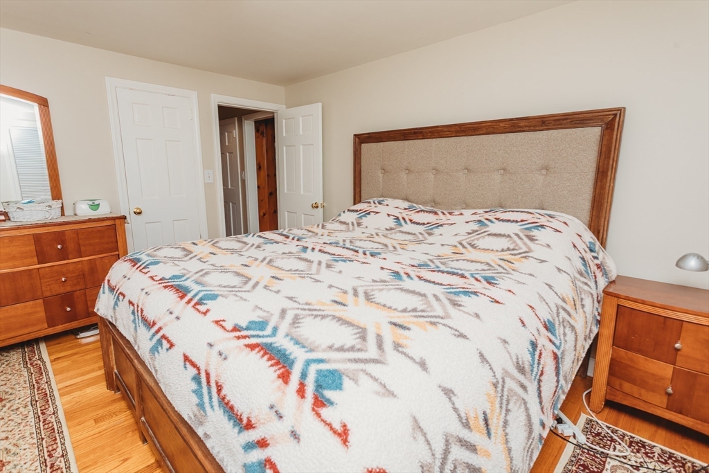 39 Cooke Street Greenfield, MA 01301 - Photo 16 of 26 Gallery Image 16