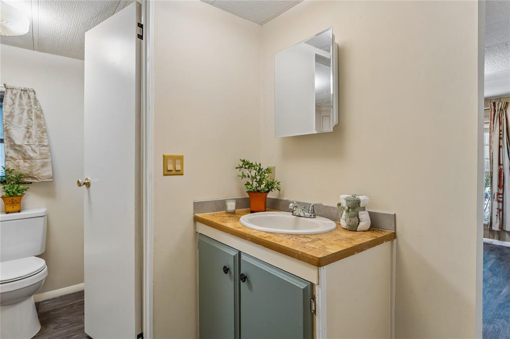 6601 Sutherland Avenue New Port Richey, FL 34653 - Photo 21 of 42