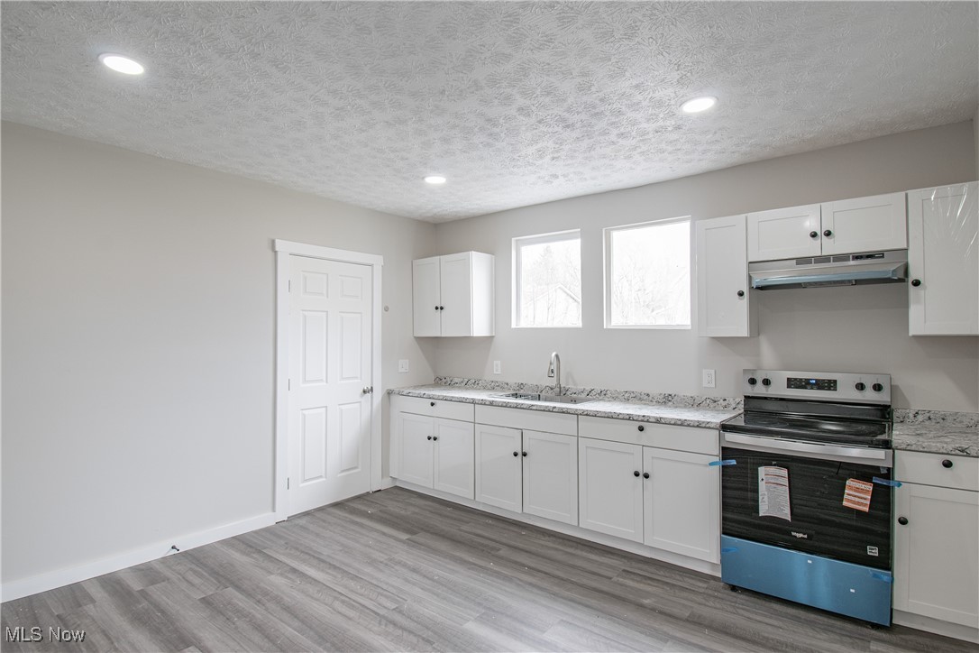 834 Walnut Road Southeast Massillon, OH 44646 - Photo 8 of 26 Gallery Image 8