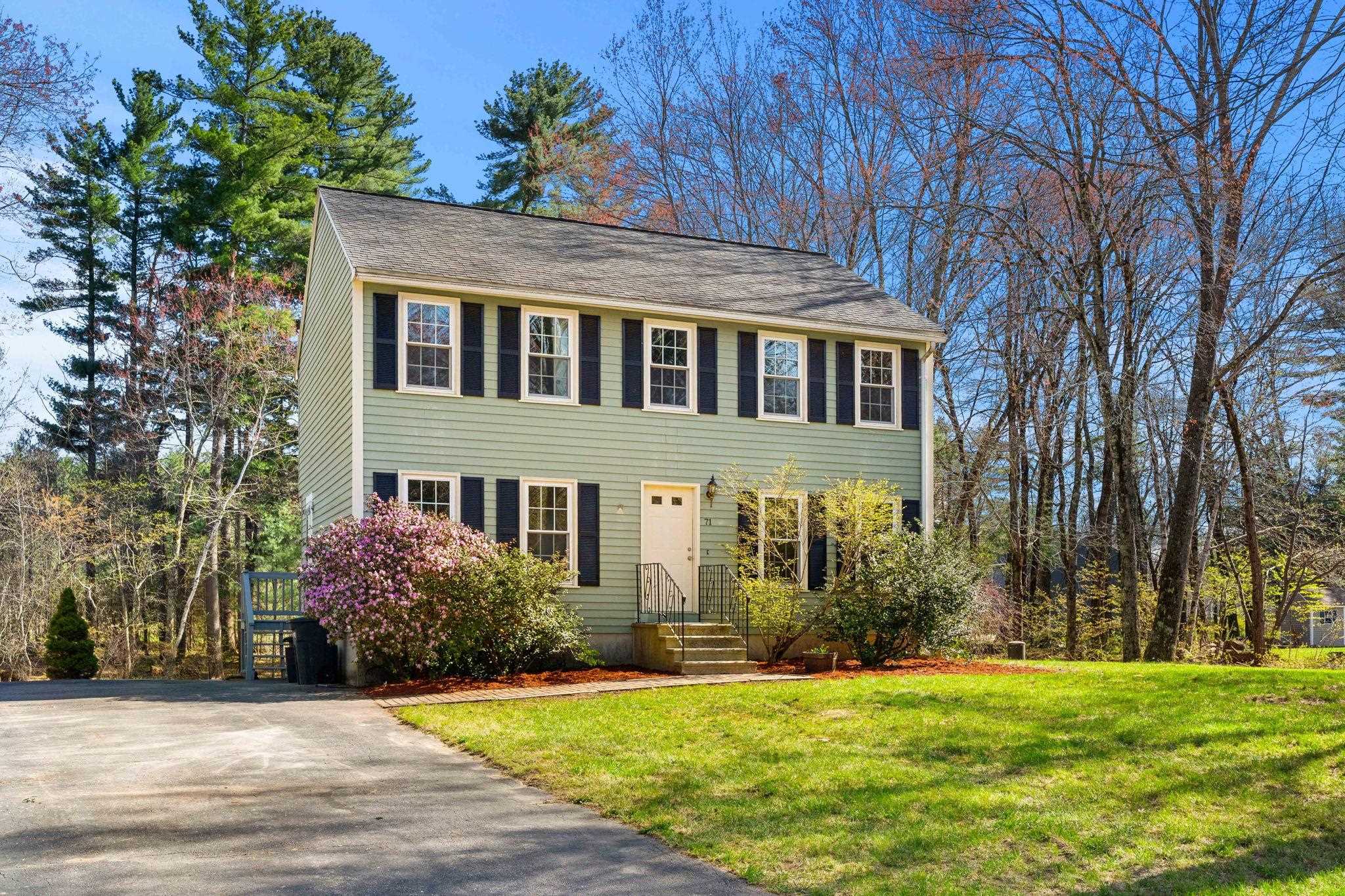 71 Talent Road Litchfield, NH 03052 - Photo 2 of 31
