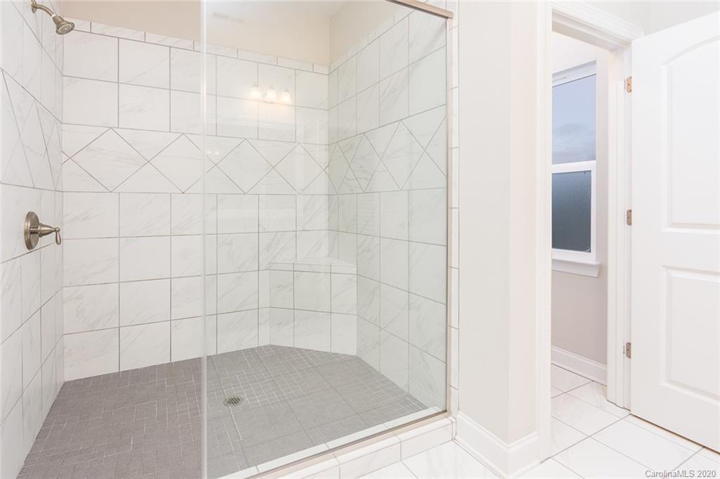 4736 Water Oak Road Charlotte, NC 28211 - Photo 26 of 45