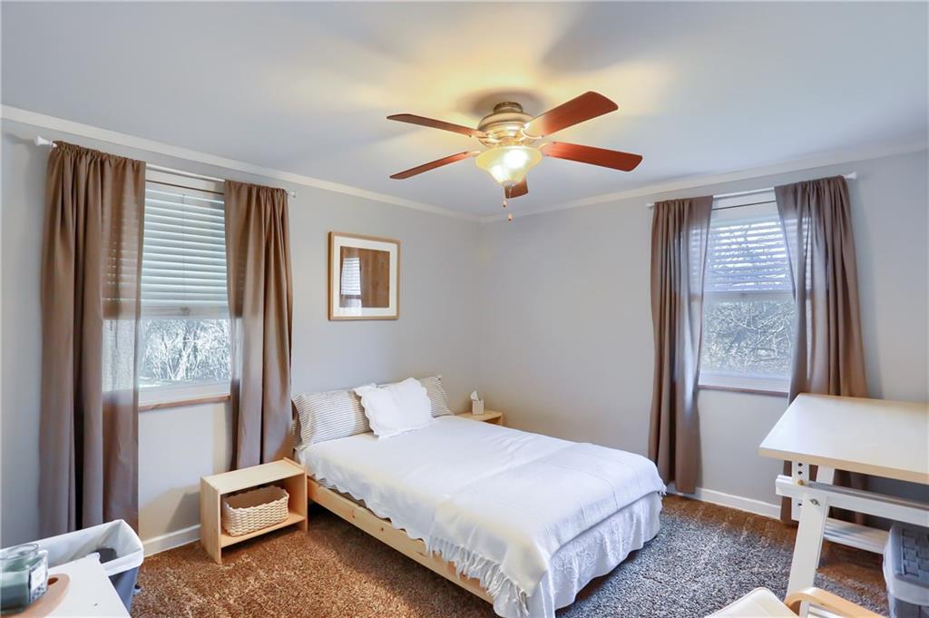 5189 Glenhurst Road Pittsburgh, PA 15207 - Photo 9 of 25 Gallery Image 9