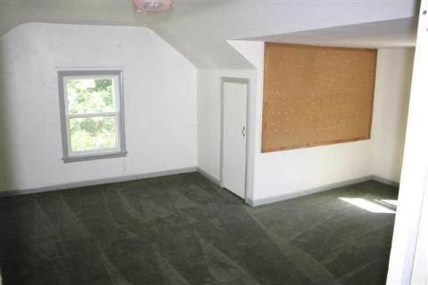 1786 Laberdee Road Adrian, MI 49221 - Photo 7 of 11 920972-6.JPG
