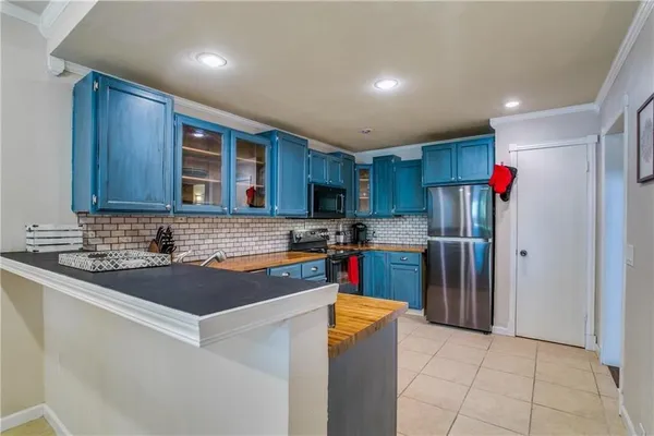 $2,150 | 1330 El Camino Real, Euless, TX 76040