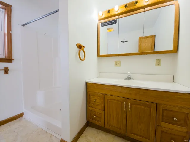 $154,900 | 202 East Oak Street, Allendale, IL 62410