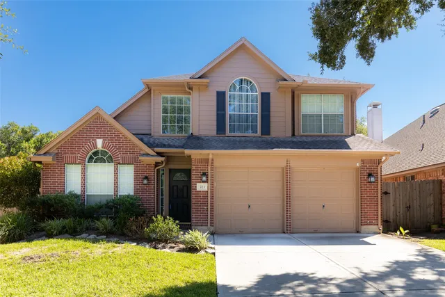 a view of a house with a outdoor space