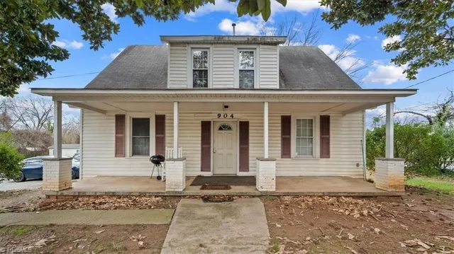 $1,390,000 | 904 Merritt Drive, Greensboro, NC 27407