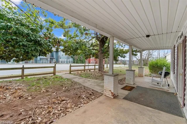 $1,390,000 | 904 Merritt Drive, Greensboro, NC 27407