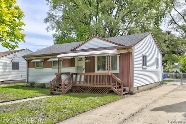 $165,000 | 22362 Masch Avenue, Warren, MI 48091