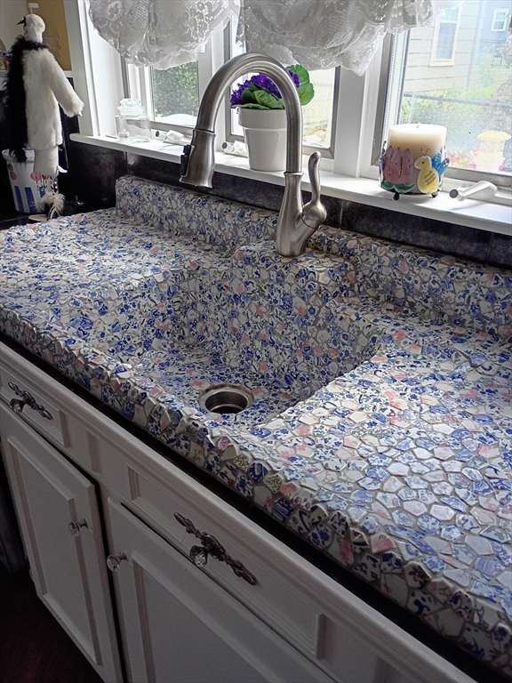 333 Langley Street Fall River, MA 02720 - Photo 13 of 42