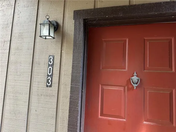 $1,450 | 303 River Run Drive, Sandy Springs, GA 30350
