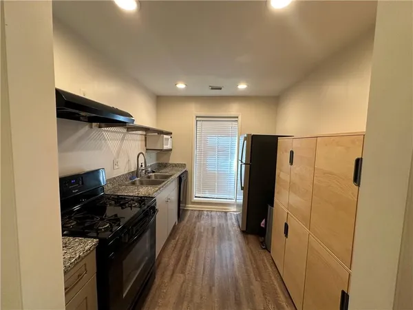 $1,450 | 303 River Run Drive, Sandy Springs, GA 30350
