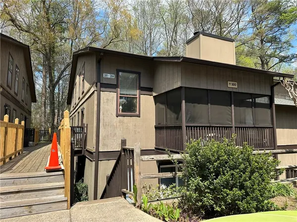 $1,450 | 303 River Run Drive, Sandy Springs, GA 30350