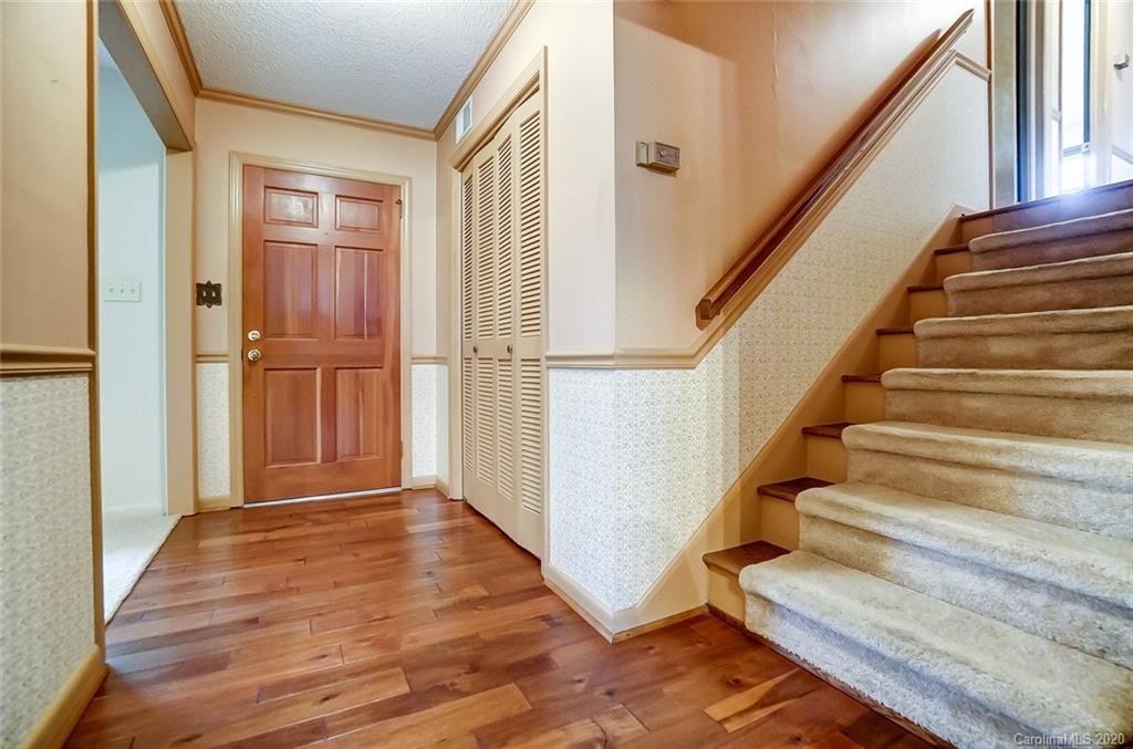 105 Airport Road Stanley, NC 28164 - Photo 4 of 44 Gallery Image 4