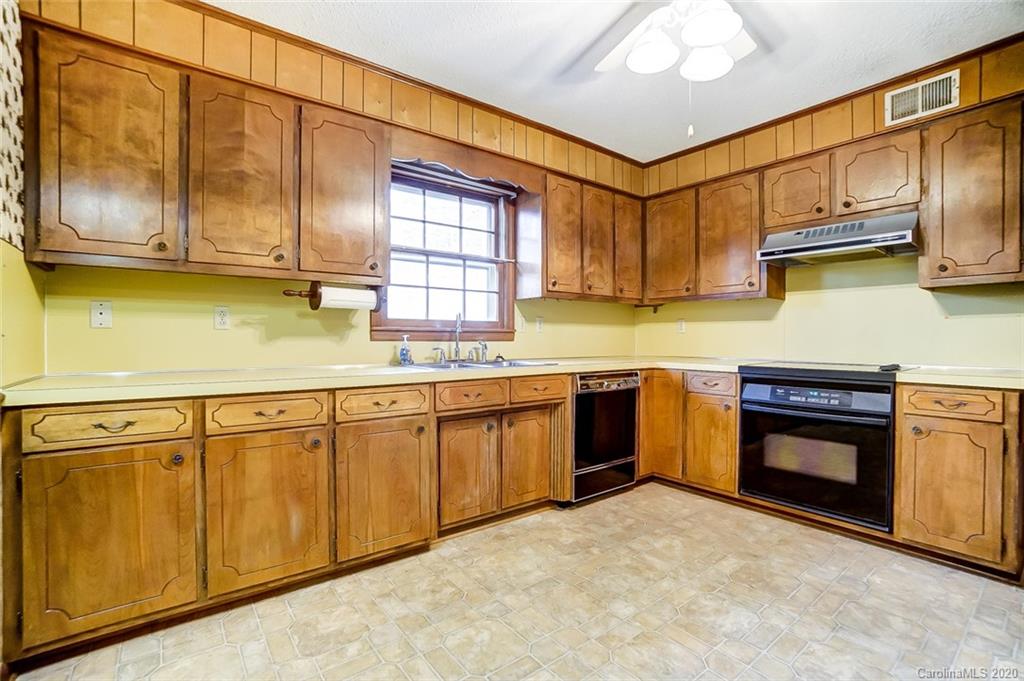 105 Airport Road Stanley, NC 28164 - Photo 8 of 44 Gallery Image 8