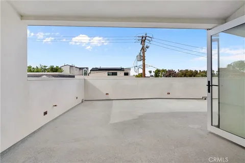 $4,500,000 | 319 1/2 Jasmine Avenue, Corona del Mar, CA 92625