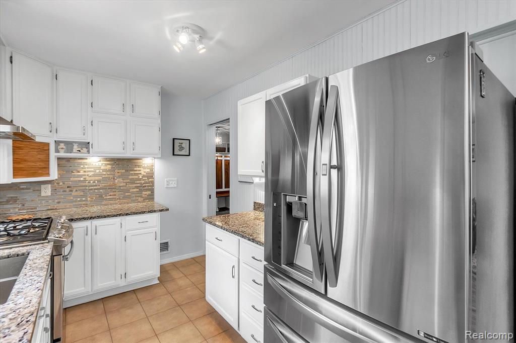 3127 North Seymour Road Flushing, MI 48433 - Photo 13 of 55