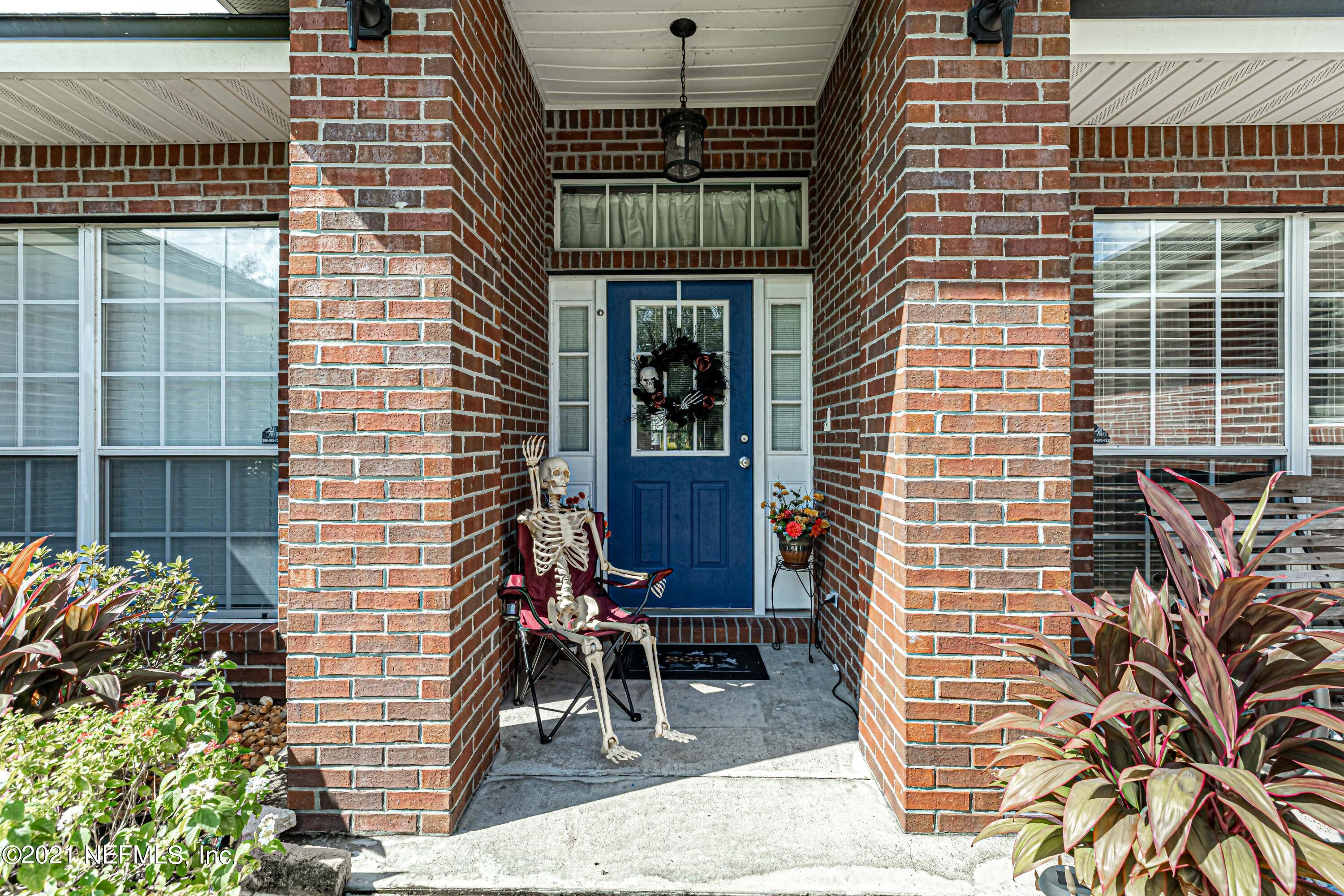 3108 Longleaf Ranch Circle Middleburg, FL 32068 - Photo 5 of 37 5-Front Door