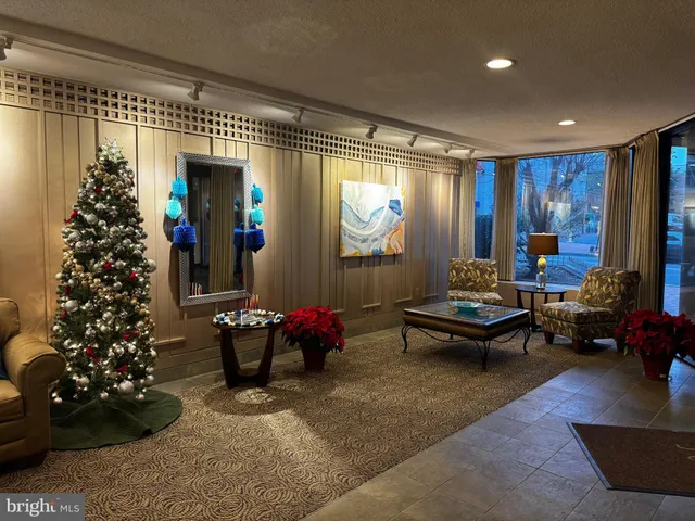 $2,700 | 2141 P Street Northwest, Unit 705, Washington, DC 20037