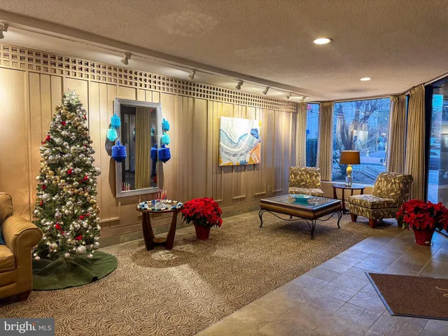 $2,700 | 2141 P Street Northwest, Unit 705, Washington, DC 20037