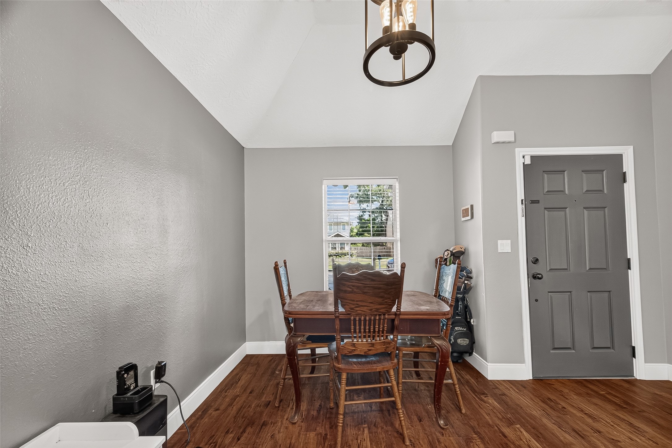 720 Springwood Drive Conroe, TX 77385 - Photo 9 of 30