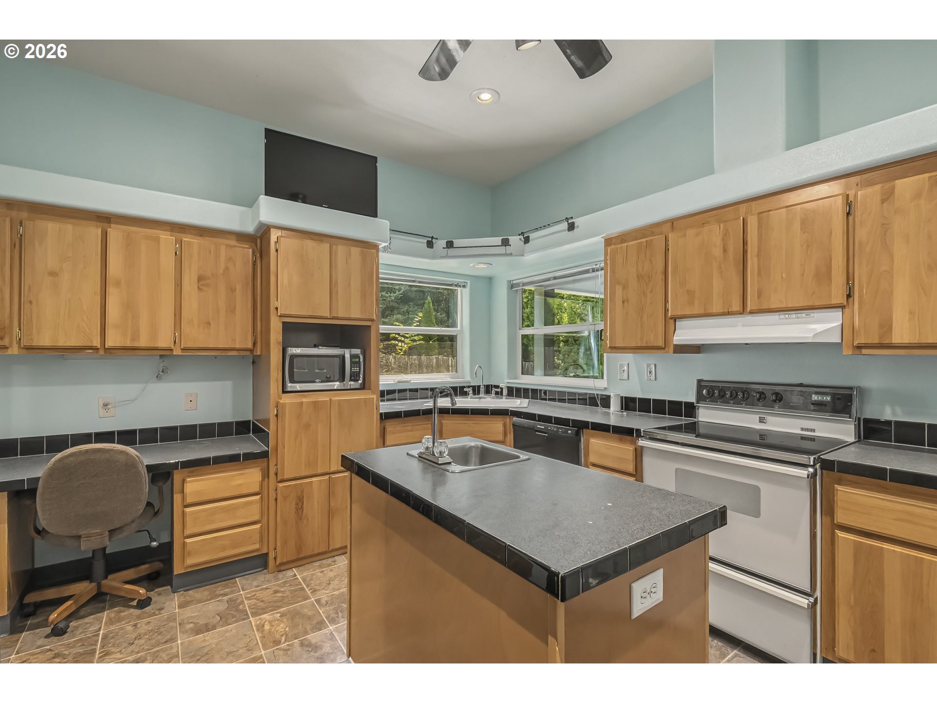 25561 South Holman Road Estacada, OR 97023 - Photo 11 of 37 Gallery Image 11